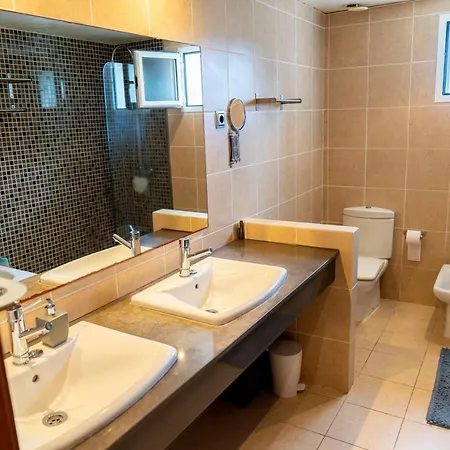 Marina Biniancolla Villa Punta Prima (Menorca)